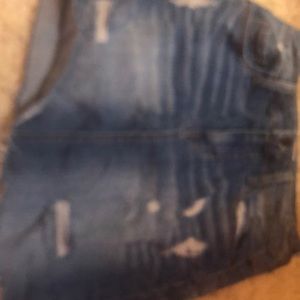 Cute short denim skirt size 4/27